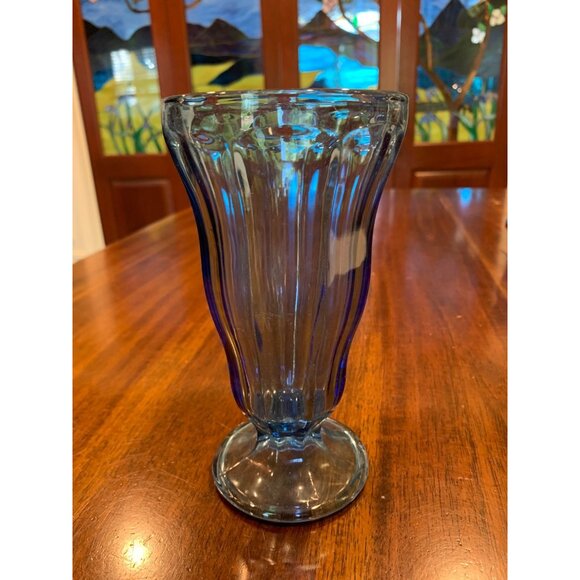Anchor Hocking Stemmed Blue Float Glasses. - Picture 3 of 11